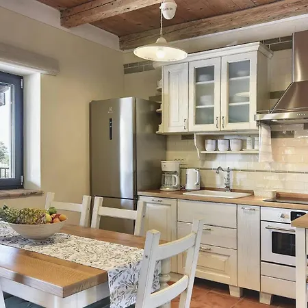 Gorgeous Runka With Private Pool And Wellness Near Pula By Wiibuk