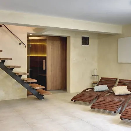 Gorgeous Runka With Private Pool And Wellness Near Pula By Wiibuk וילה *