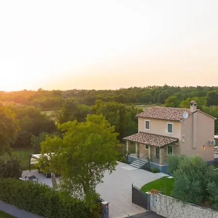 Gorgeous Runka With Private Pool And Wellness Near Pula By Wiibuk וילה