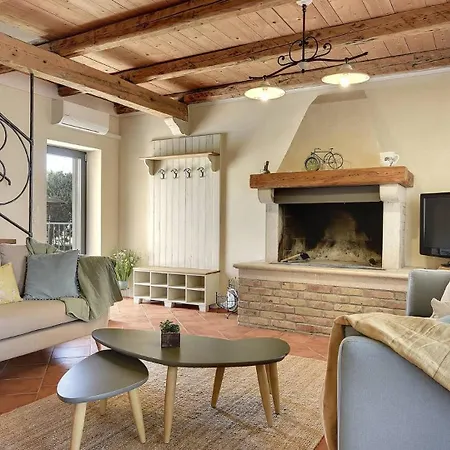 Gorgeous Runka With Private Pool And Wellness Near Pula By Wiibuk