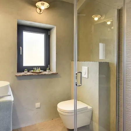 Gorgeous Runka With Private Pool And Wellness Near Pula By Wiibuk וילה